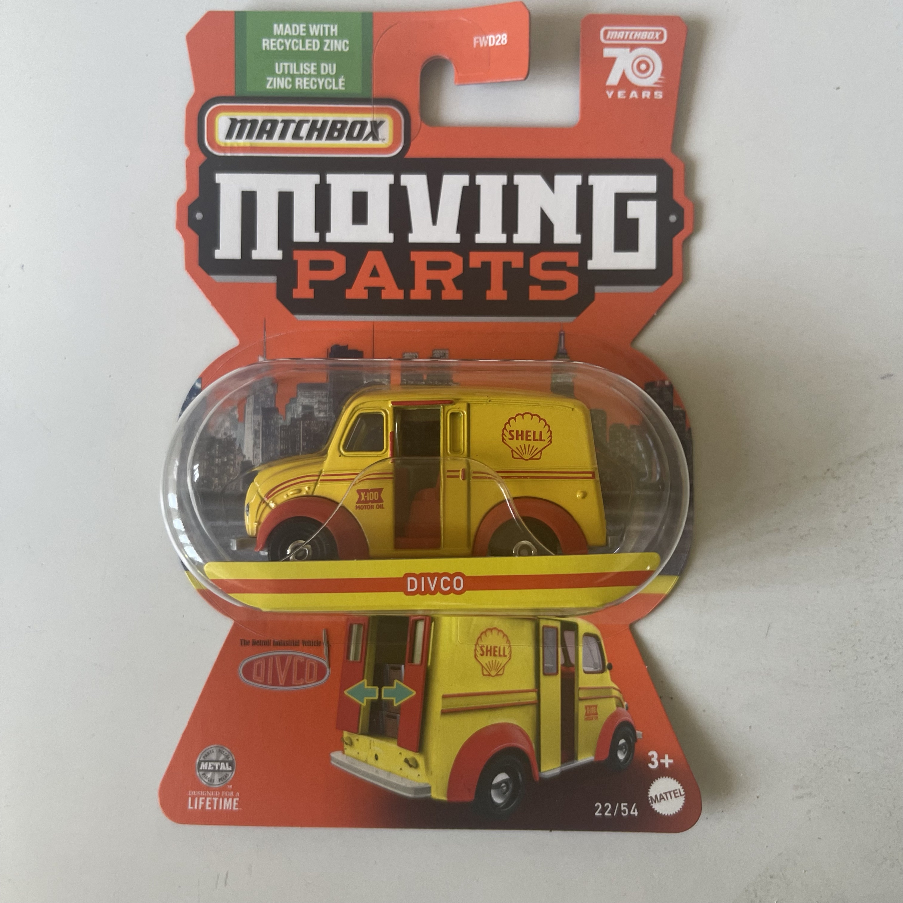 Matchbox Moving Parts Divco (Shell) BTL Miniatures